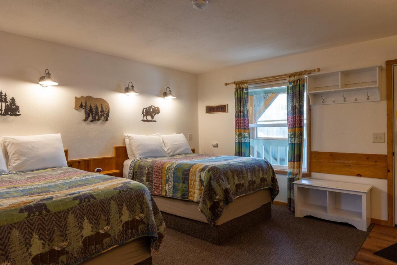 Elk Horn Lodge Cooke City Buitenkant foto