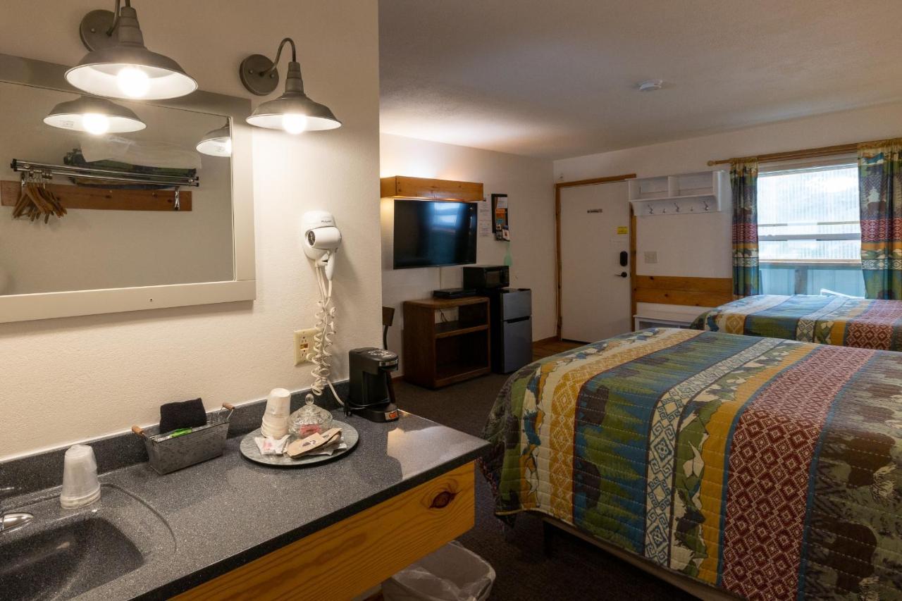 Elk Horn Lodge Cooke City Buitenkant foto
