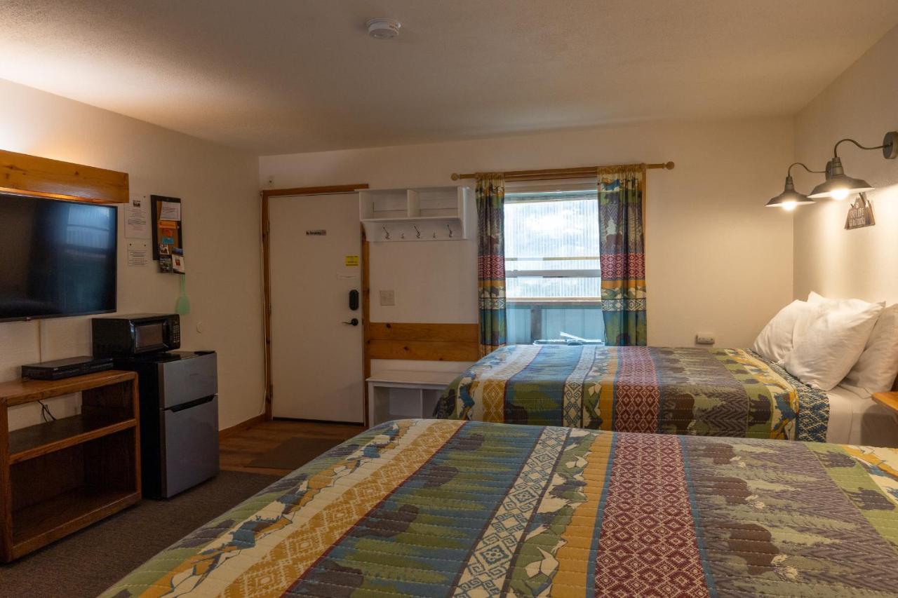 Elk Horn Lodge Cooke City Buitenkant foto