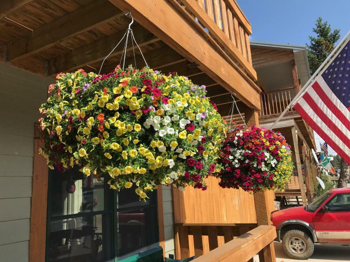 Elk Horn Lodge Cooke City Buitenkant foto